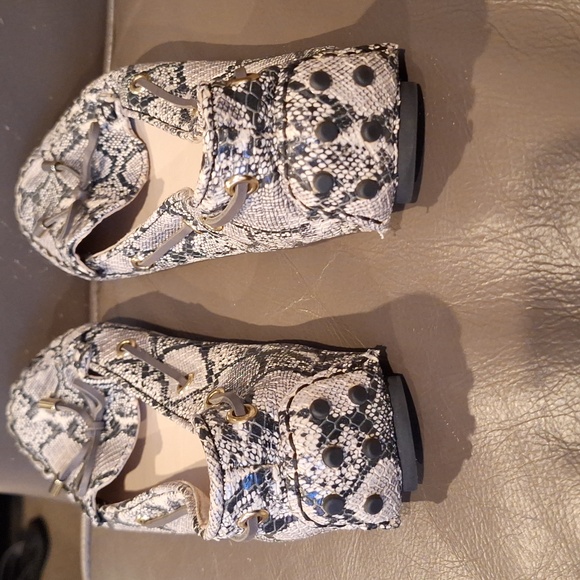 Cole Haan loafers - Picture 4 of 8